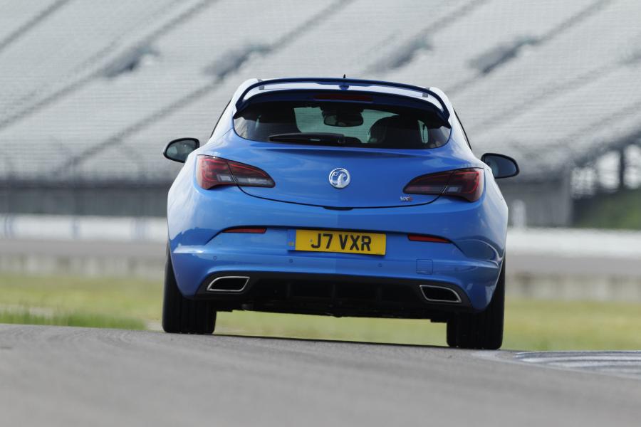  Vauxhall Astra VXR 2012 года  (фото 64 из 274)